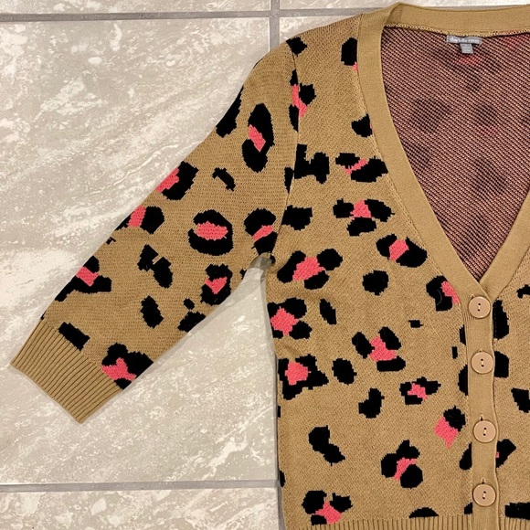 Leopard Cardigan - Picture 3 of 3